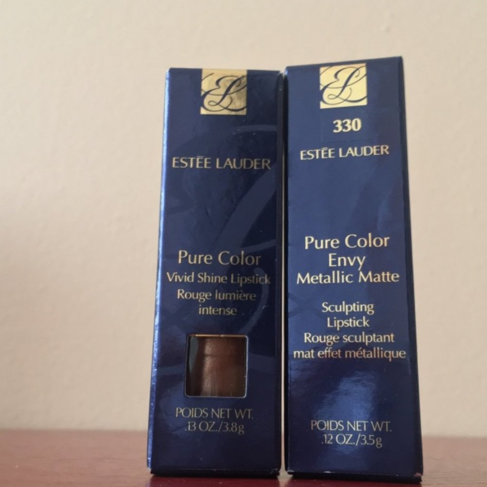 Estēe Lauder Bundle: 2 Boxed Pure Color Lipsticks